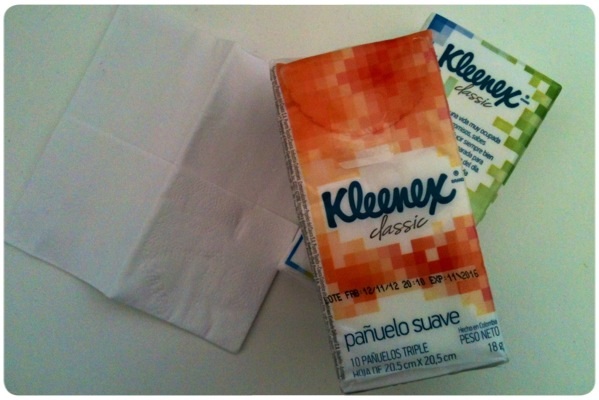 La textura de los pañuelitos Kleenex 3