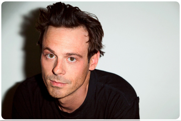 Scoot McNairy: mino 6