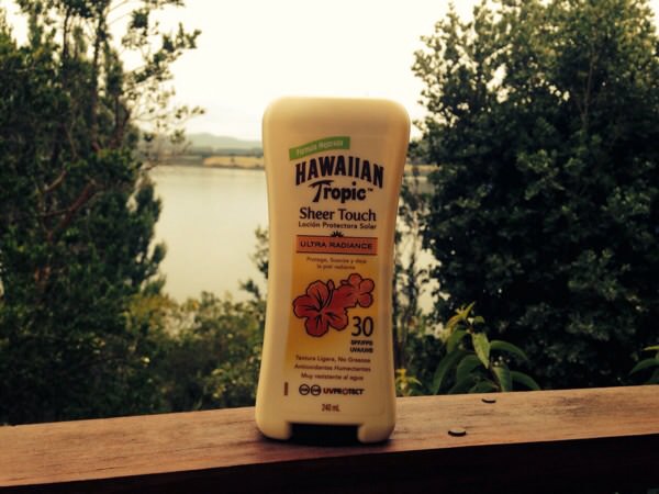 Cosmetiquero: Loción protectora solar Sheer Touch de Hawaiian Tropic 2
