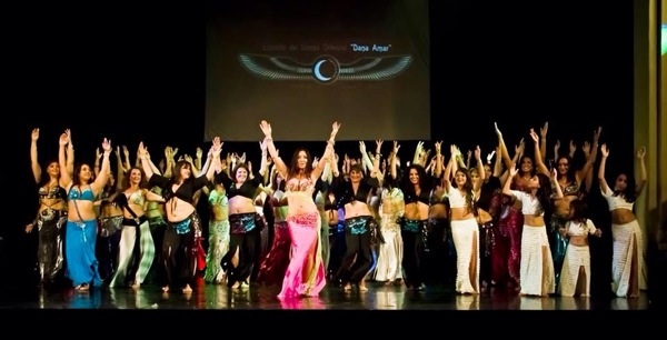Plan para marzo: volver a mover las caderas con danza árabe 1