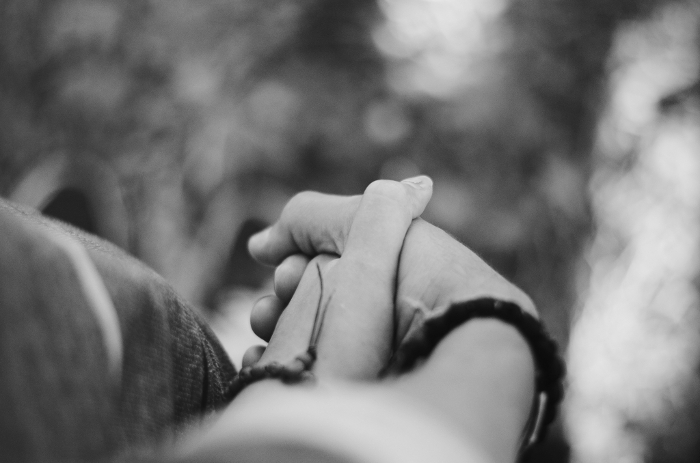 El romántico arte de tomar la mano 1