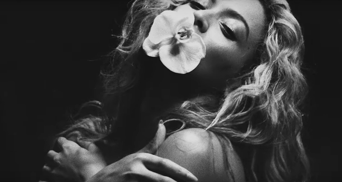 Beyoncé en el Superbowl 2016 + nuevo video y gira mundial 7