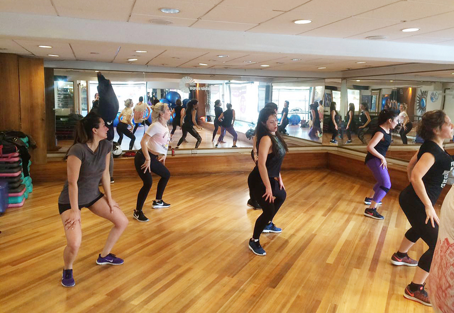 Baile, concentración y autoestima con #NoParesDeBailar Urban Fitness 1