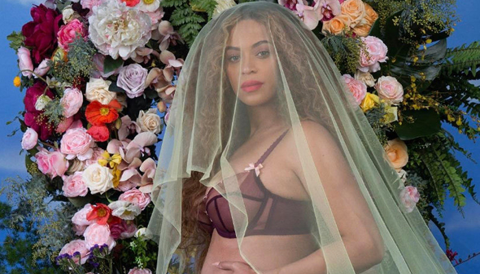 Locura por la foto de Beyoncé esperando mellizos 1