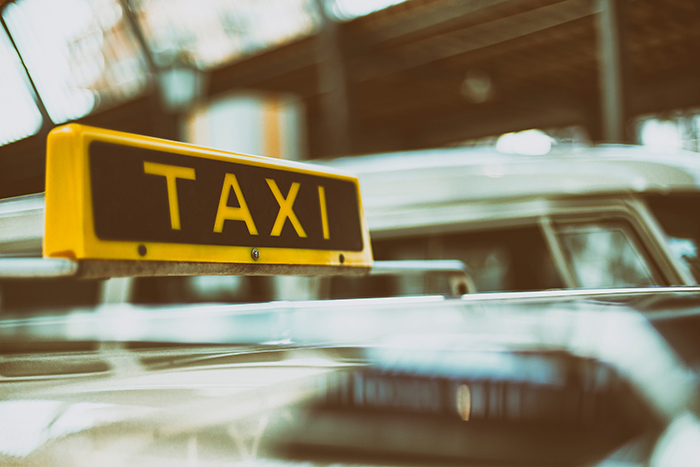 taxi, uber o cabify