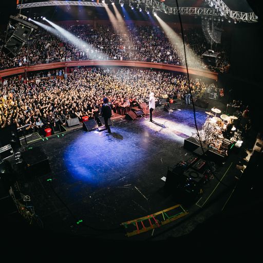Stone Temple Pilots dejó a sus fans más que satisfechos anoche en el Teatro Caupolicán 8