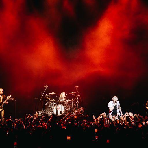 Stone Temple Pilots dejó a sus fans más que satisfechos anoche en el Teatro Caupolicán 4
