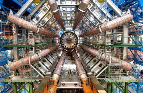 El experimento del siglo: de vuelta al big bang 9
